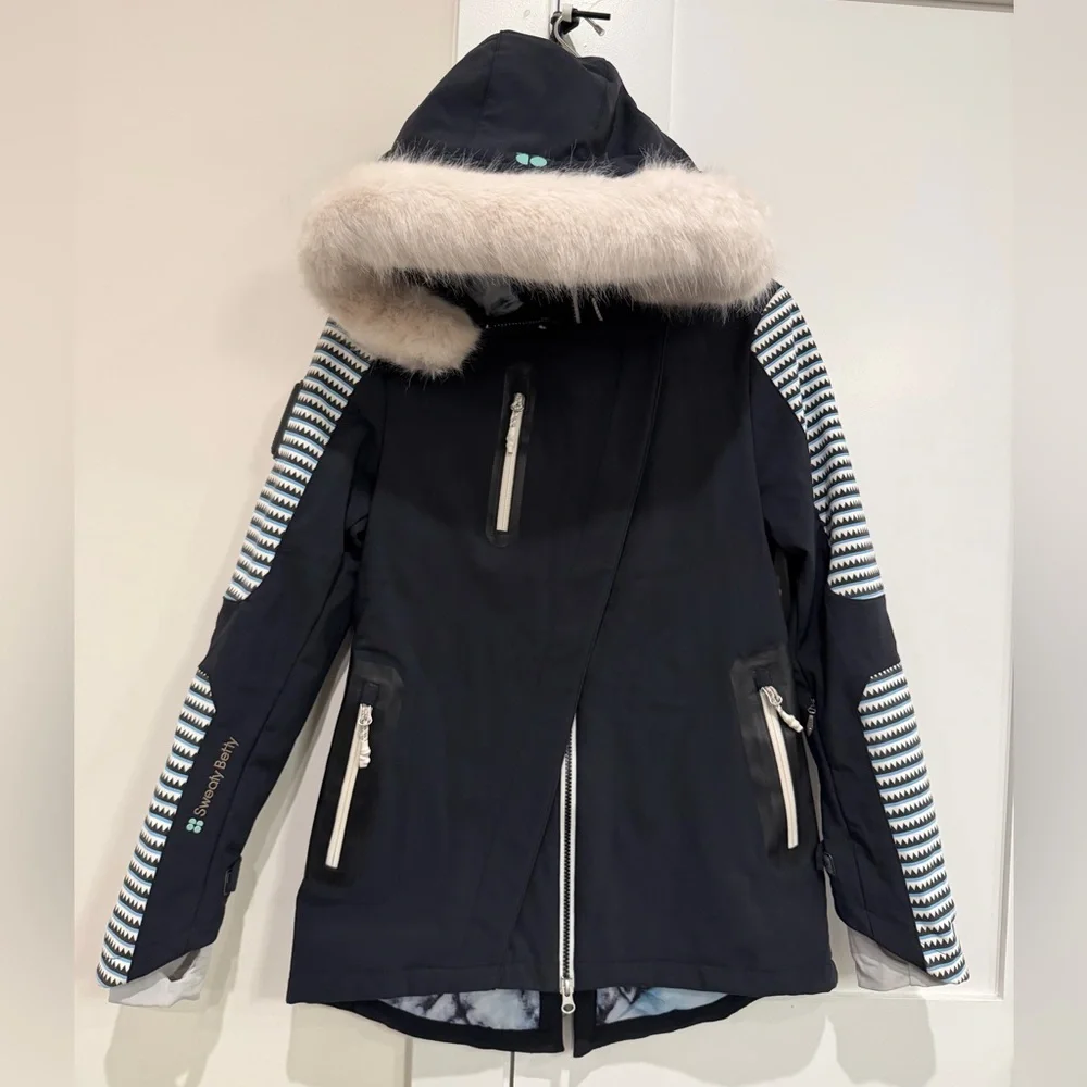 Sweaty Betty Method Softshell Ski Jackett with Fur Trim Size XS EUC